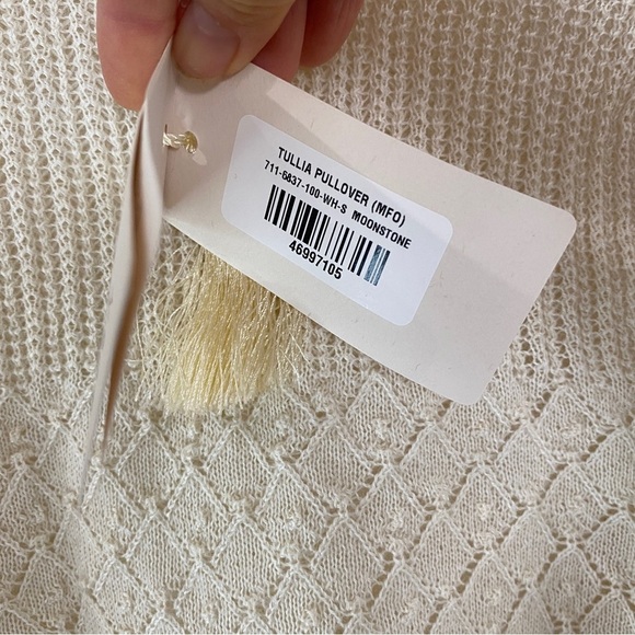 Doen Alpaca and silk mock neck lightweight cream sweater top - Picture 7 of 14